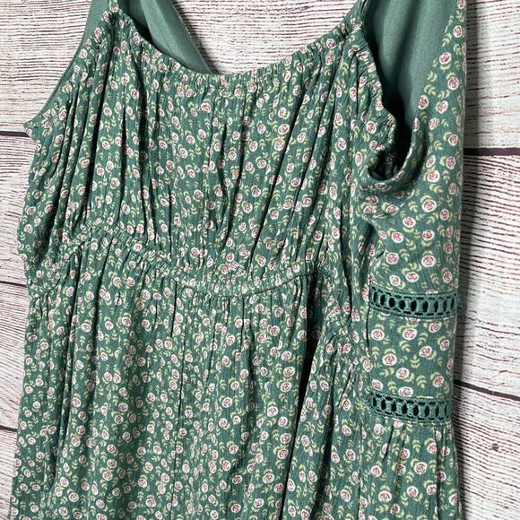 Francesa's Miami Green Floral Rose Cami Girly Cottage Cowgirl Top Medium New - Picture 8 of 14